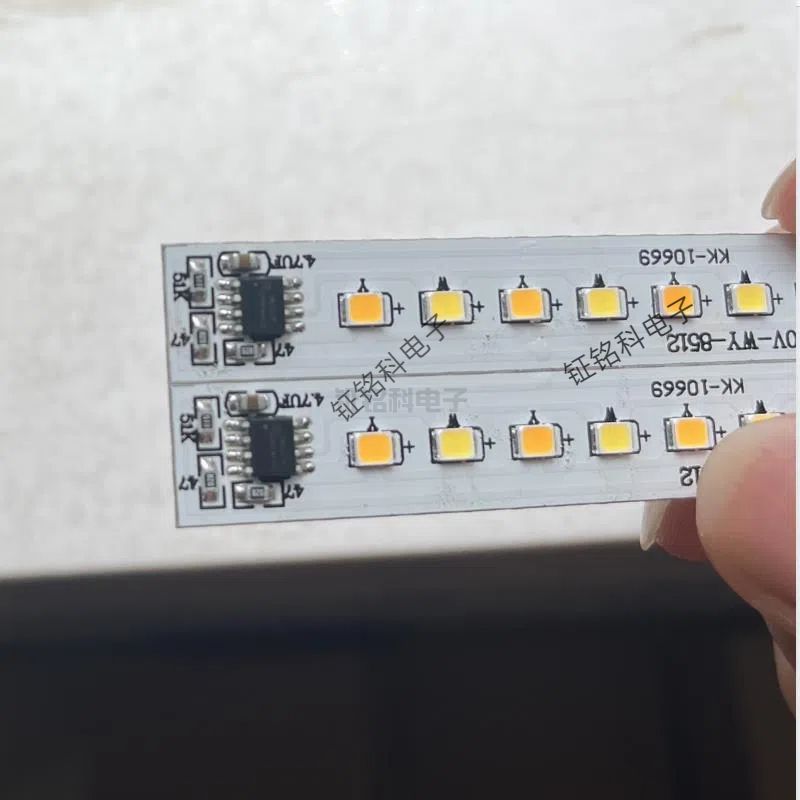 SM16703SP3 与 SM16703AP3:探寻 LED 驱动芯片的差异(图2) SM2223E灯条.jpg